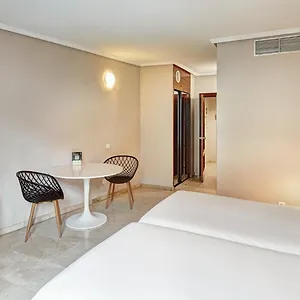3* Aparthotel Sercotel Togumar